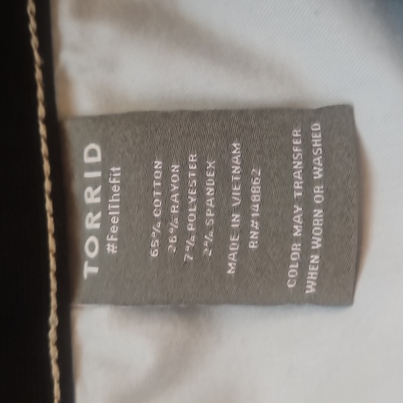 Torrid Sky High Skinny jeans - Picture 5 of 6